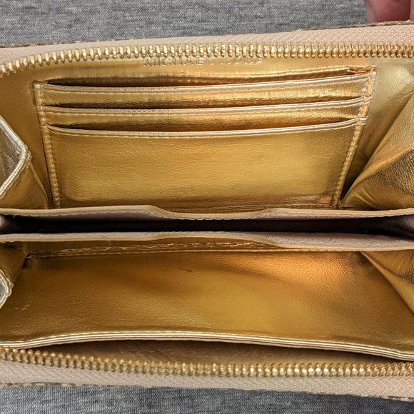 Michael Kors 'Reptile' Wallet  (nearly new) - Picture 3 of 4